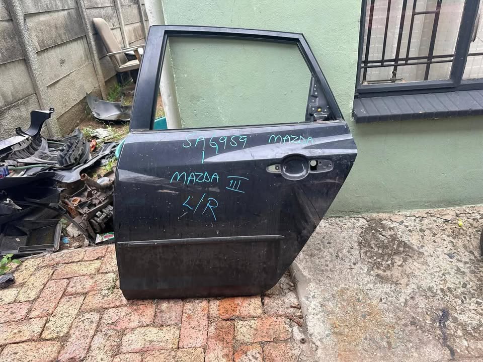 Mazda 3 doors ( 2008) - Private Seller