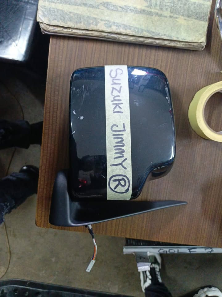 Suzuki Jimmy right side mirror - Private Seller Suzuki Jimmy right side mirror - Private Seller