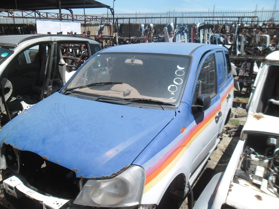 Mahindra XYLO stripping for spares !! - Private Seller