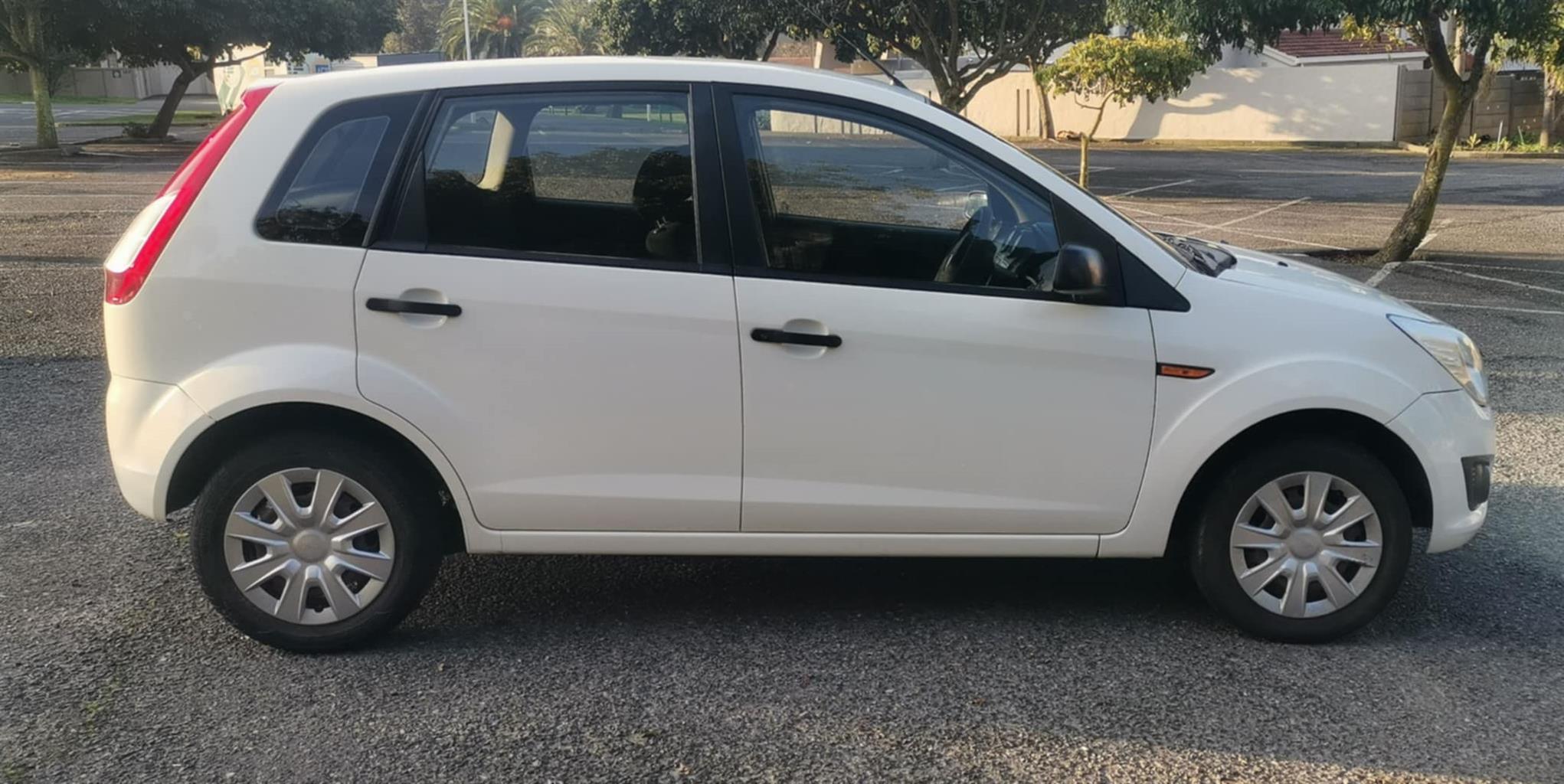 2016 ford figo 1.5tdci very low kilos!! pristine condition!