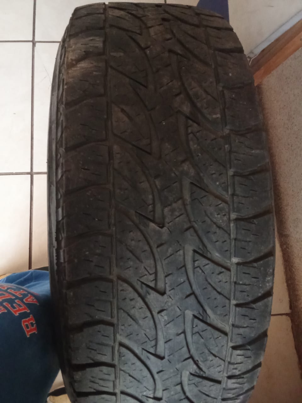 Selling of 3l d4d toyota hilux rim and tyre bakkie - Private Seller Selling of 3l d4d toyota hilux rim and tyre bakkie - Private Seller