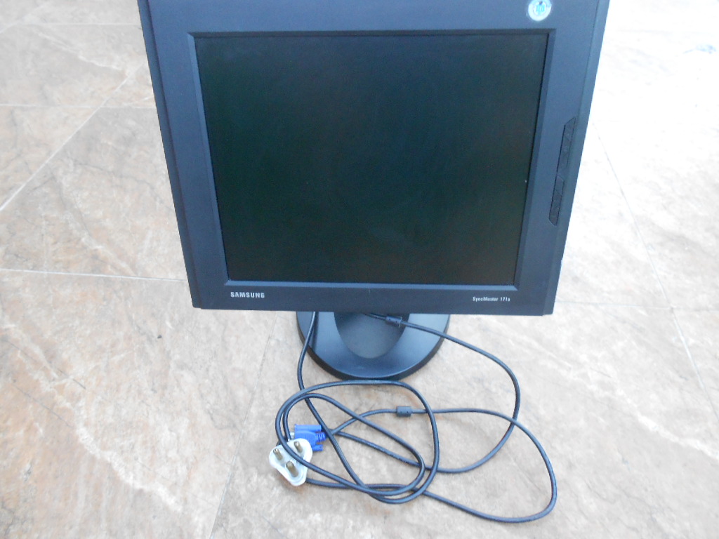 samsung syncmaster 171v