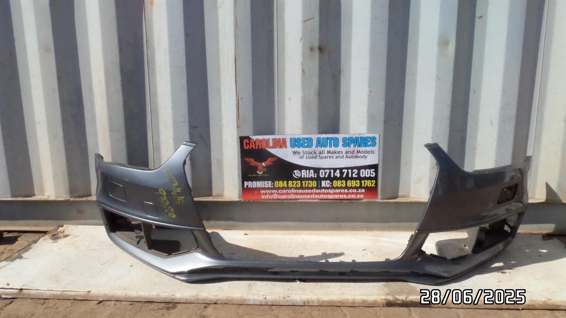 Audi A4/B8 front bumper with washer holes (2012-2015) - Private Seller Audi A4/B8 front bumper with washer holes (2012-2015) - Private Seller