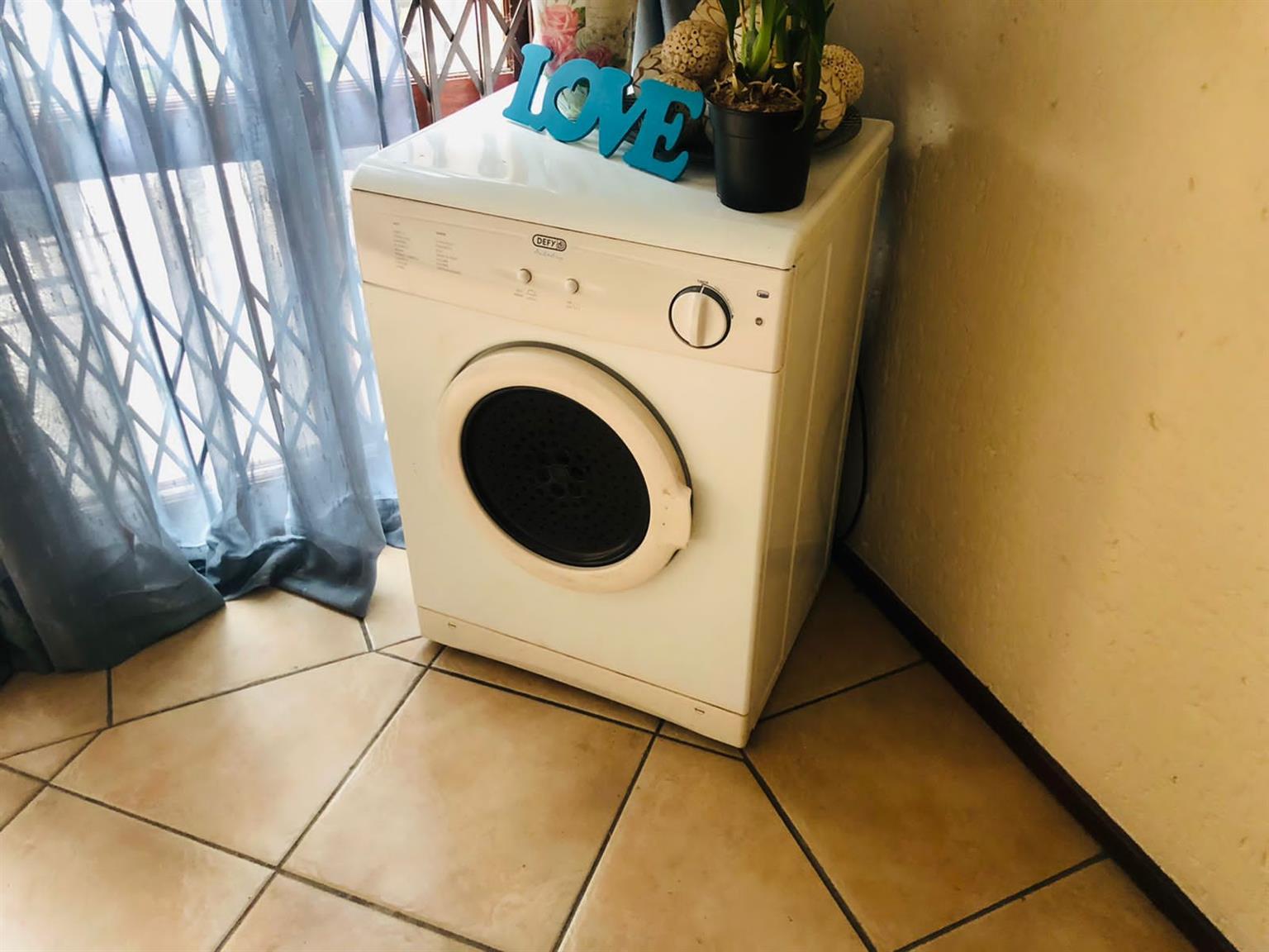 Hi there I’m selling my defy tumble dryer in good working order