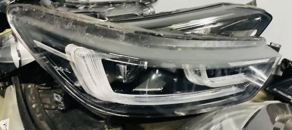 Chery Tiggo 8 Pro/8 Pro Max headlight 2023 - Private Seller Chery Tiggo 8 Pro/8 Pro Max headlight 2023 - Private Seller