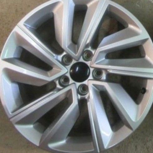 VW CROSS 16IN SINGLE MAG - Private Seller VW CROSS 16IN SINGLE MAG - Private Seller