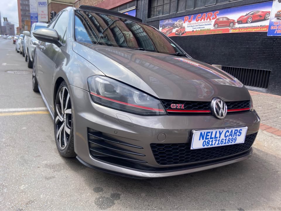 2015 Polo Golf 7 GTI 2.0 17000km Automatic
