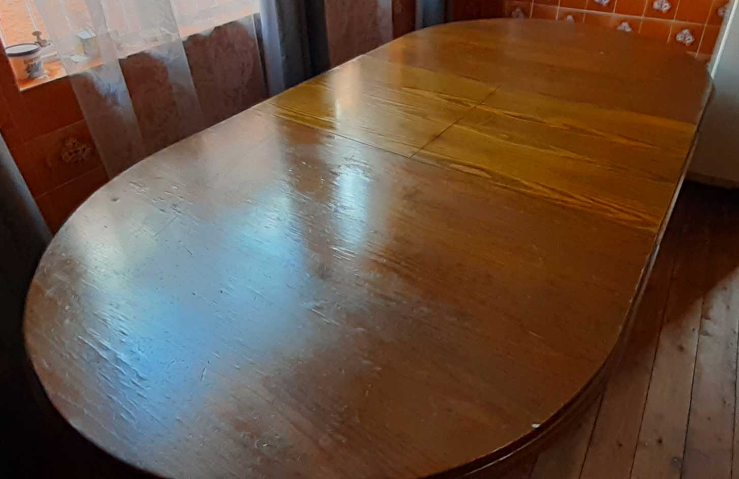 Extendable Dining Table