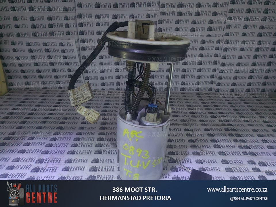 Mahindra Tuv300 diesel fuel pump for sale