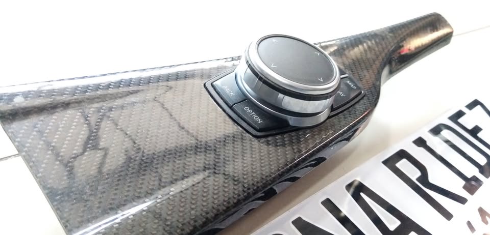 BMW F80 M3 MULTI BUTTON I DRIVE & CARBON FIBER TRIM - Private Seller BMW F80 M3 MULTI BUTTON I DRIVE & CARBON FIBER TRIM - Private Seller