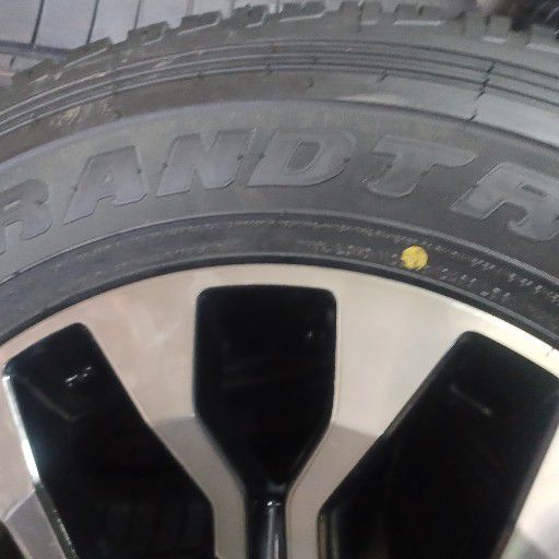 Gazoo hilux rims and Dunlop grandtrek AT25