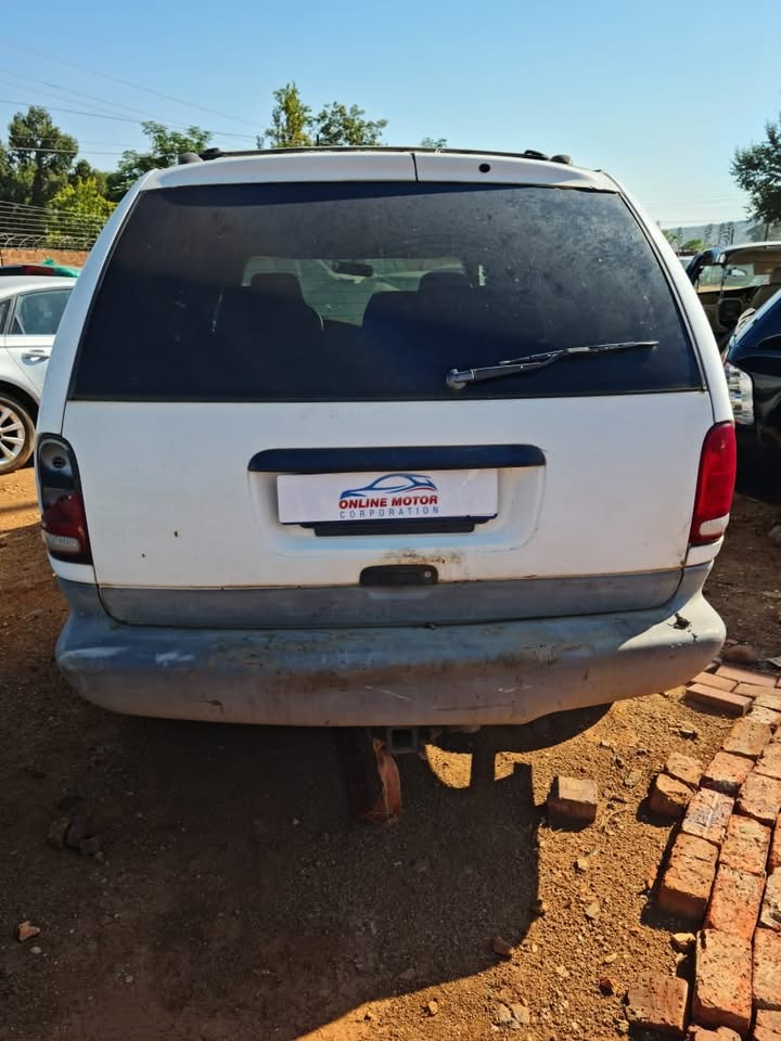 1996 CHRYSLER VOYAGER STRIPPING AS SPARES - Private Seller