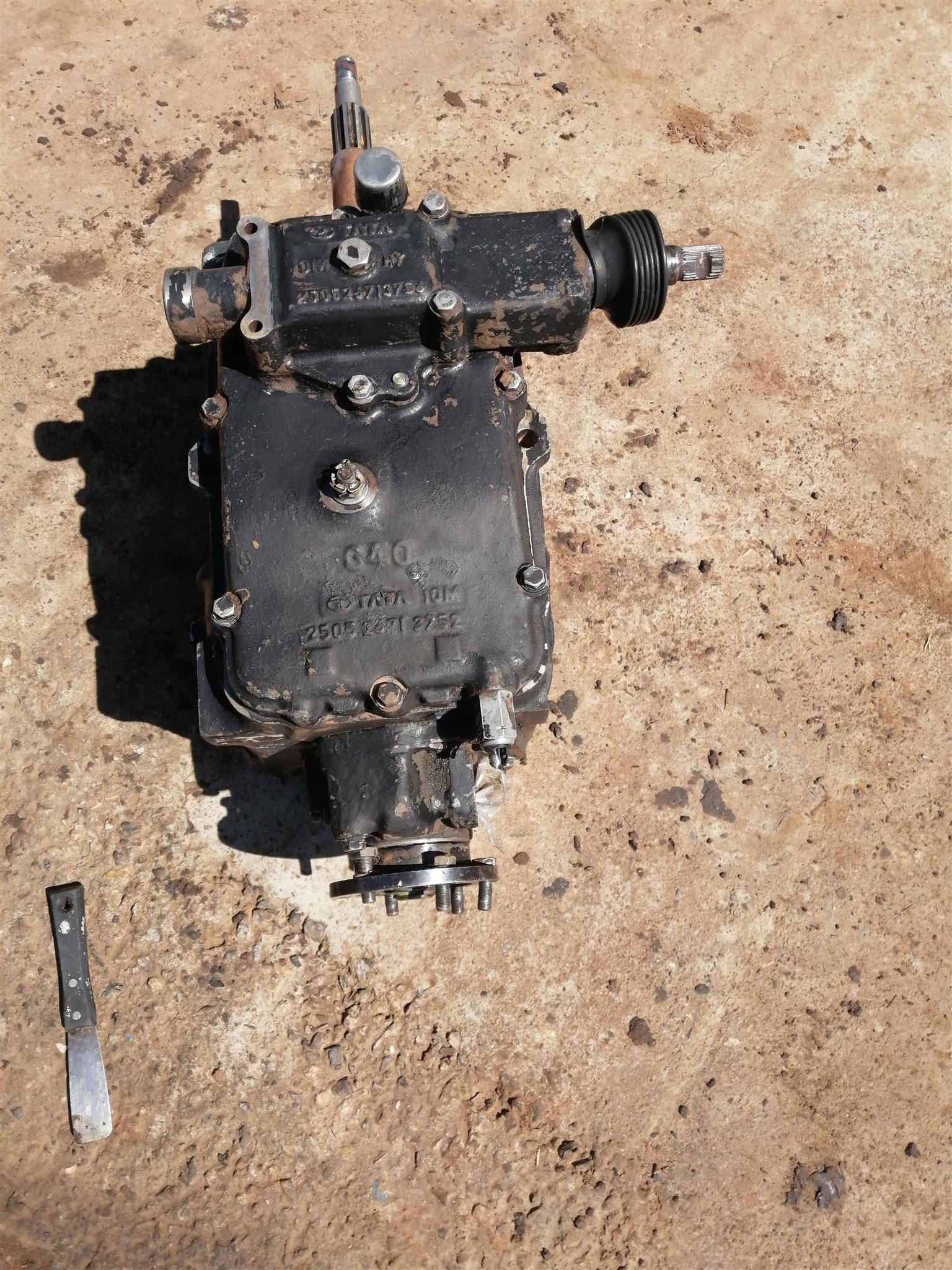 Selling Tata 713 s manual gearbox 