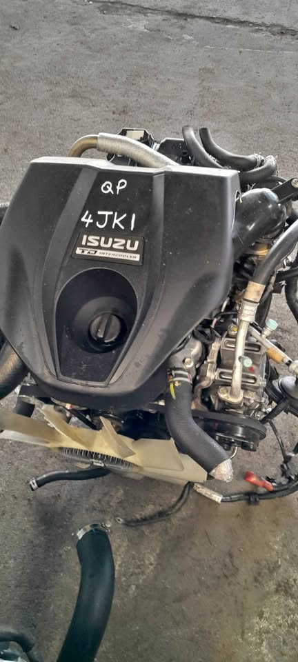 Isuzu D MaX X RIDER 2.5 turbo diesel complete engines for sale - Private Seller Isuzu D MaX X RIDER 2.5 turbo diesel complete engines for sale - Private Seller