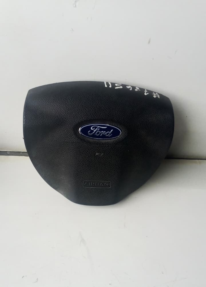 Steering Airbag Ford Focus - Private Seller Steering Airbag Ford Focus - Private Seller