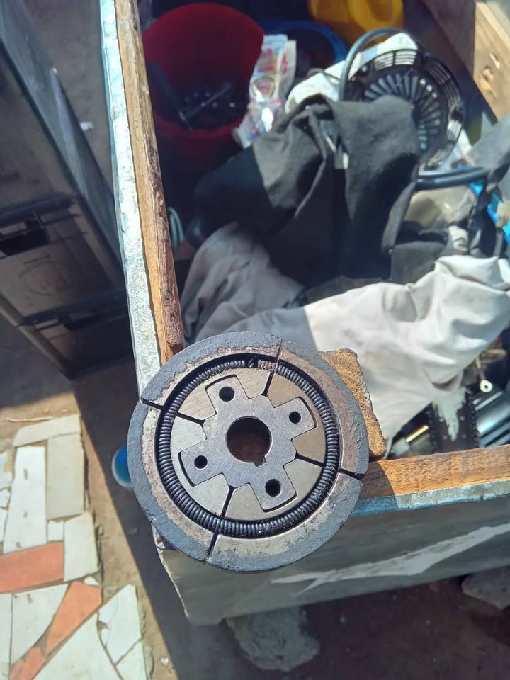 Honda GX100 Clutch - Private Seller Honda GX100 Clutch - Private Seller