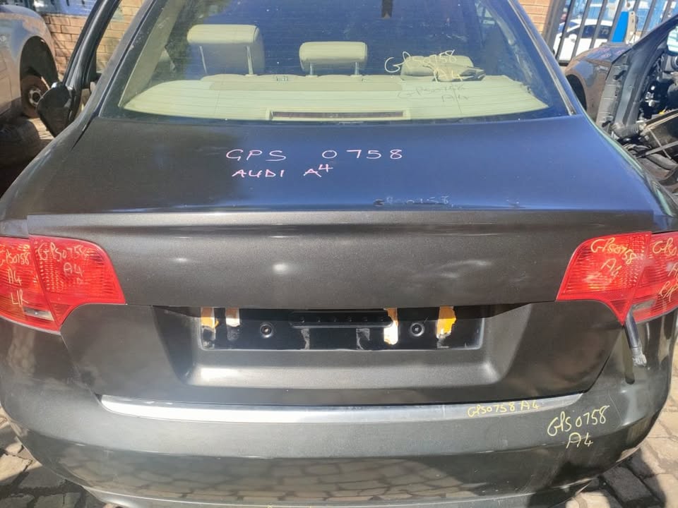 Audi A4 s- line 2007 used boot lids for sale - Private Seller