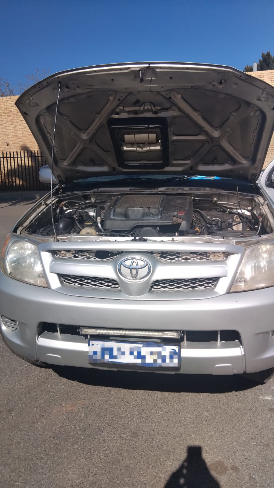 Toyota hilux 3.0 D4D for sale