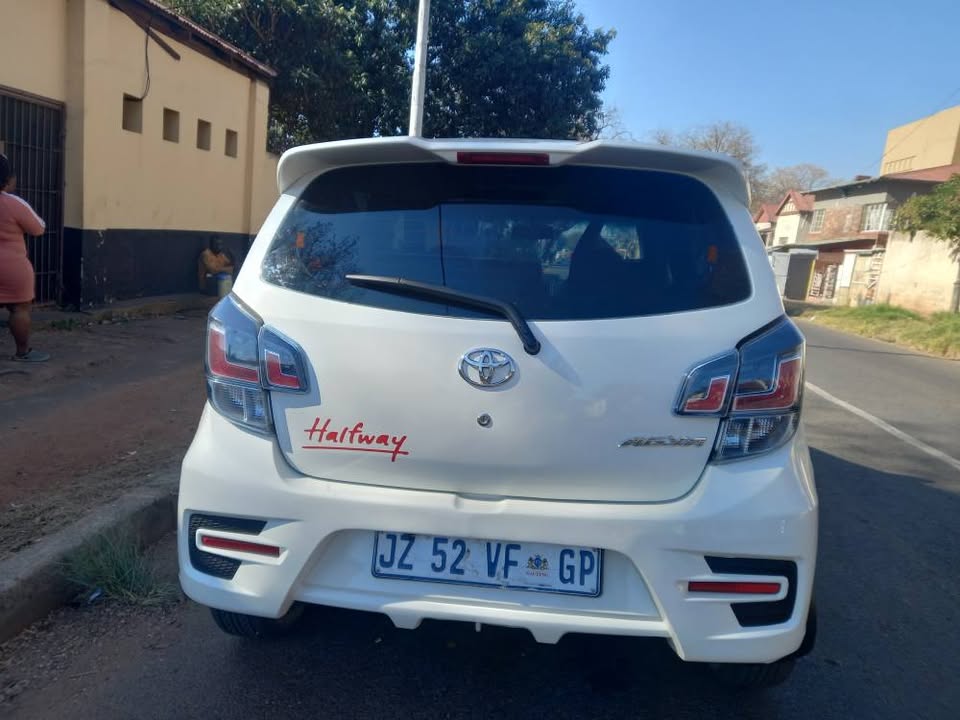 2021 Toyota Agya 1.0 Petrol, Manual, White