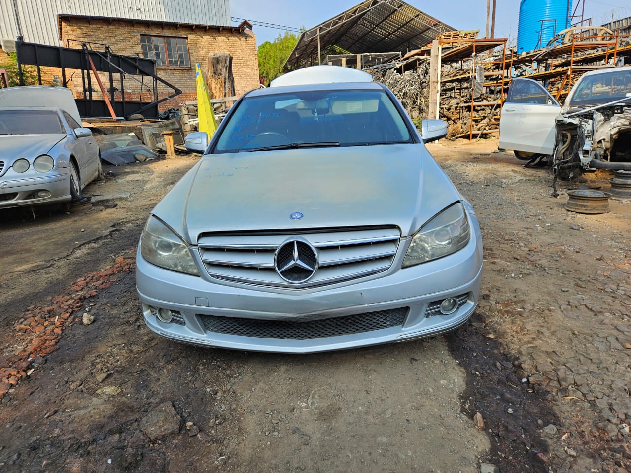 Mercedes-Benz C200 W204 Kompressor stripping for parts