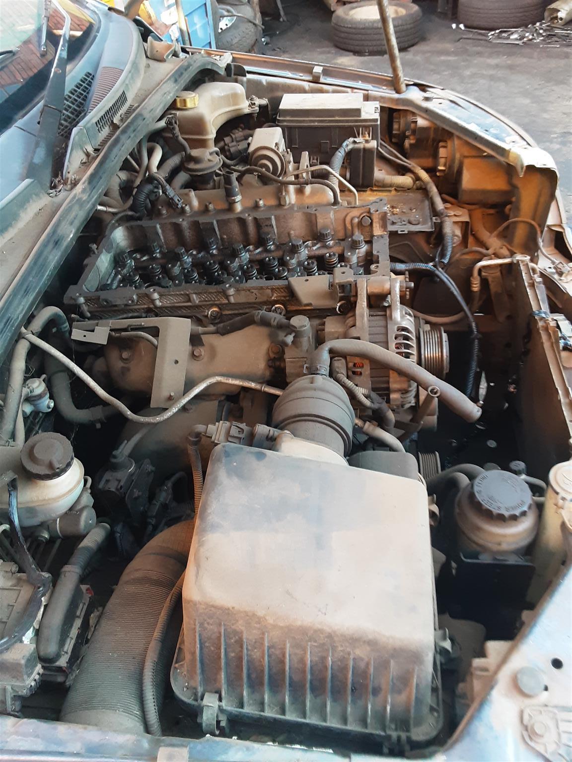 Stripping Kia Sorento EX 2007 for Spares - Private Seller