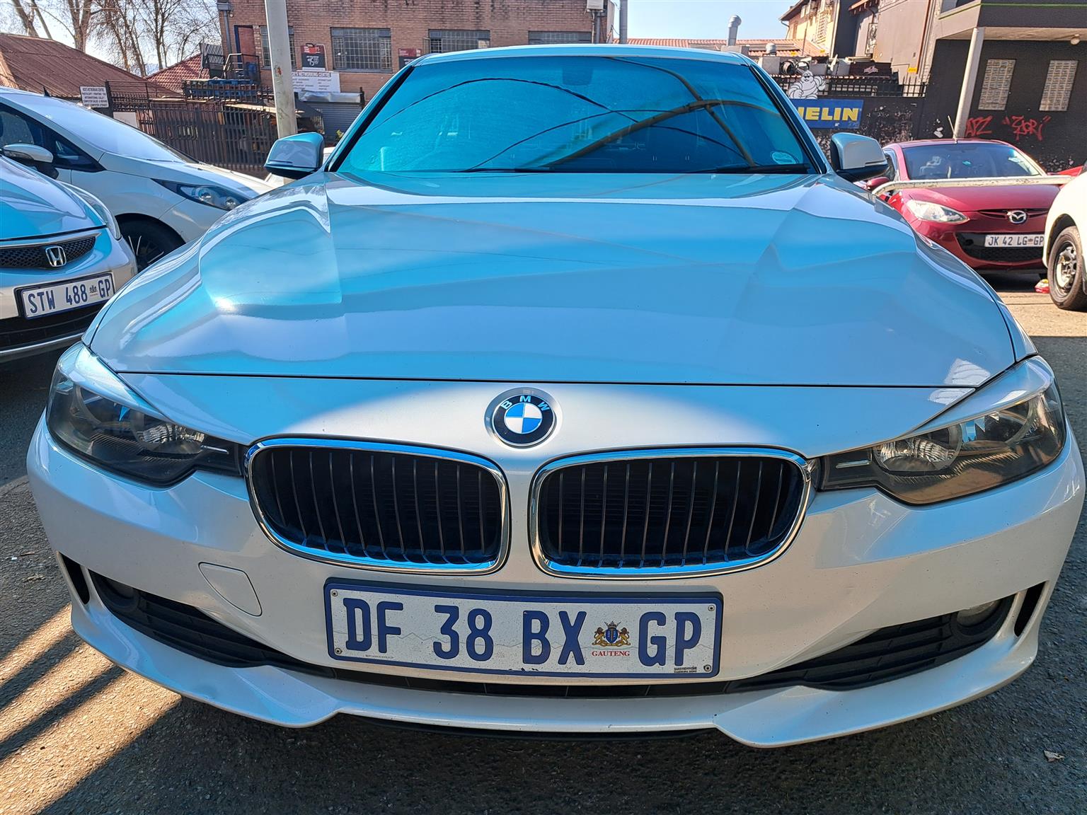 BMW 116i F30  AUTO