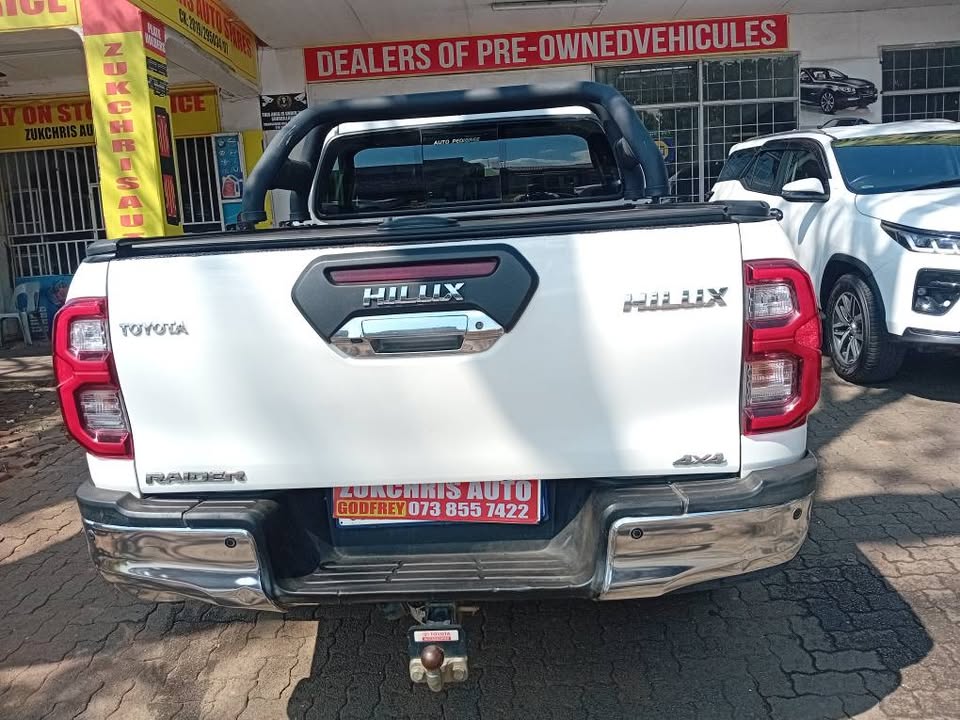 Used Toyota Hilux 2.4GD-6 double cab 4x4 SR - Private Seller