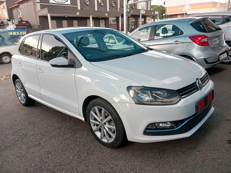 2015 VW POLO TSI 1.2 HATCHBACK Transmission: Automatic Mileage: 85000km Fueltype: Petrol White