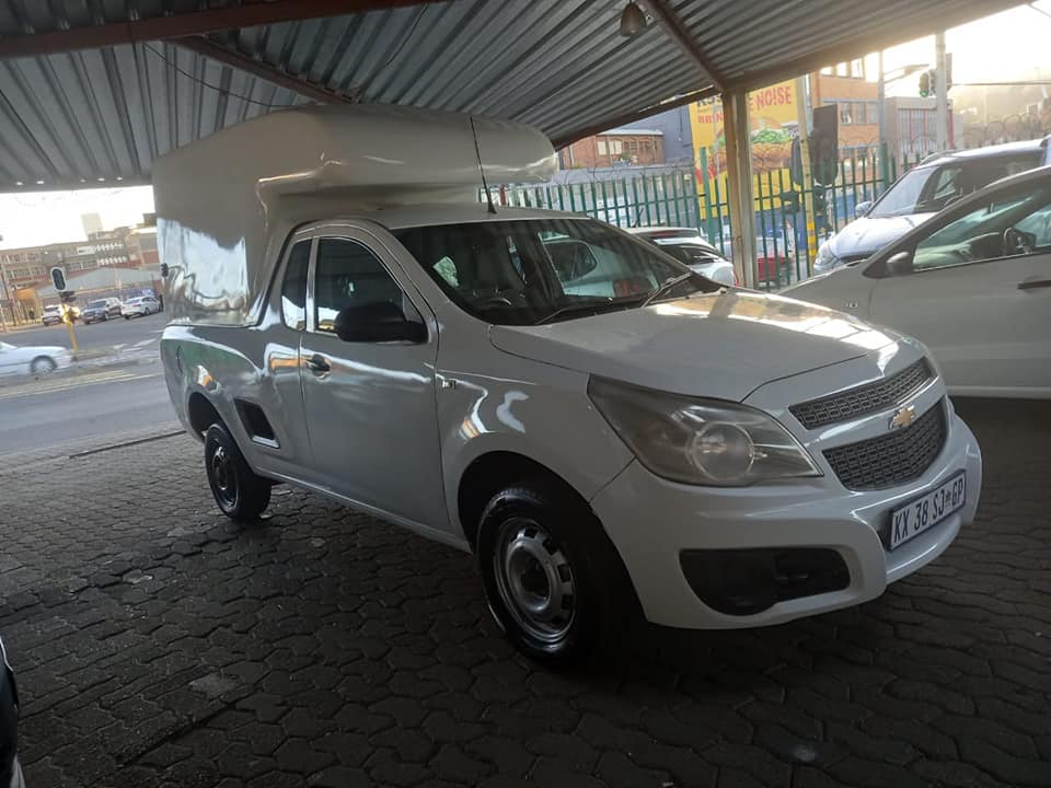 Chervolet Utility 1.4 with Canopy Manual petrol  2013 White Spare key