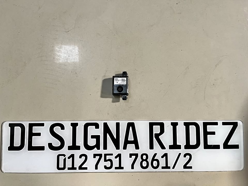BMW F80 M3 ANTENNA CONTROL MODULE (TRAP CIRCUIT) AVAILABLE. - Private Seller BMW F80 M3 ANTENNA CONTROL MODULE (TRAP CIRCUIT) AVAILABLE. - Private Seller