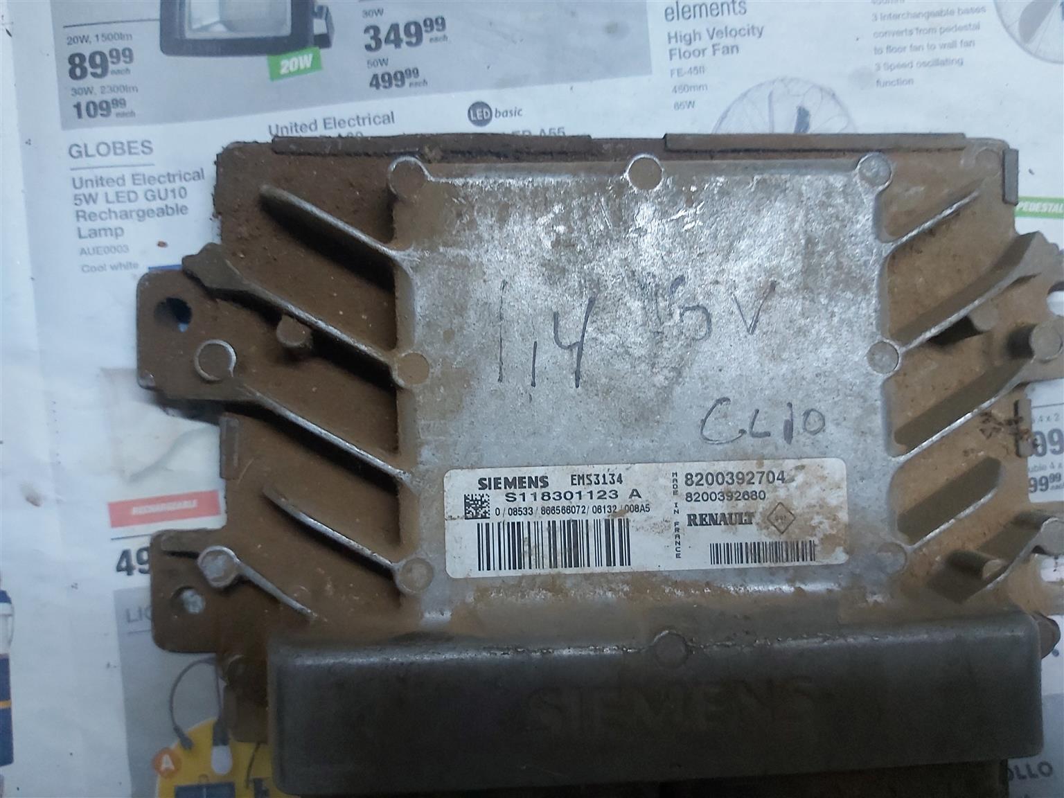 Computer box Clio 2 1.4 - Private Seller