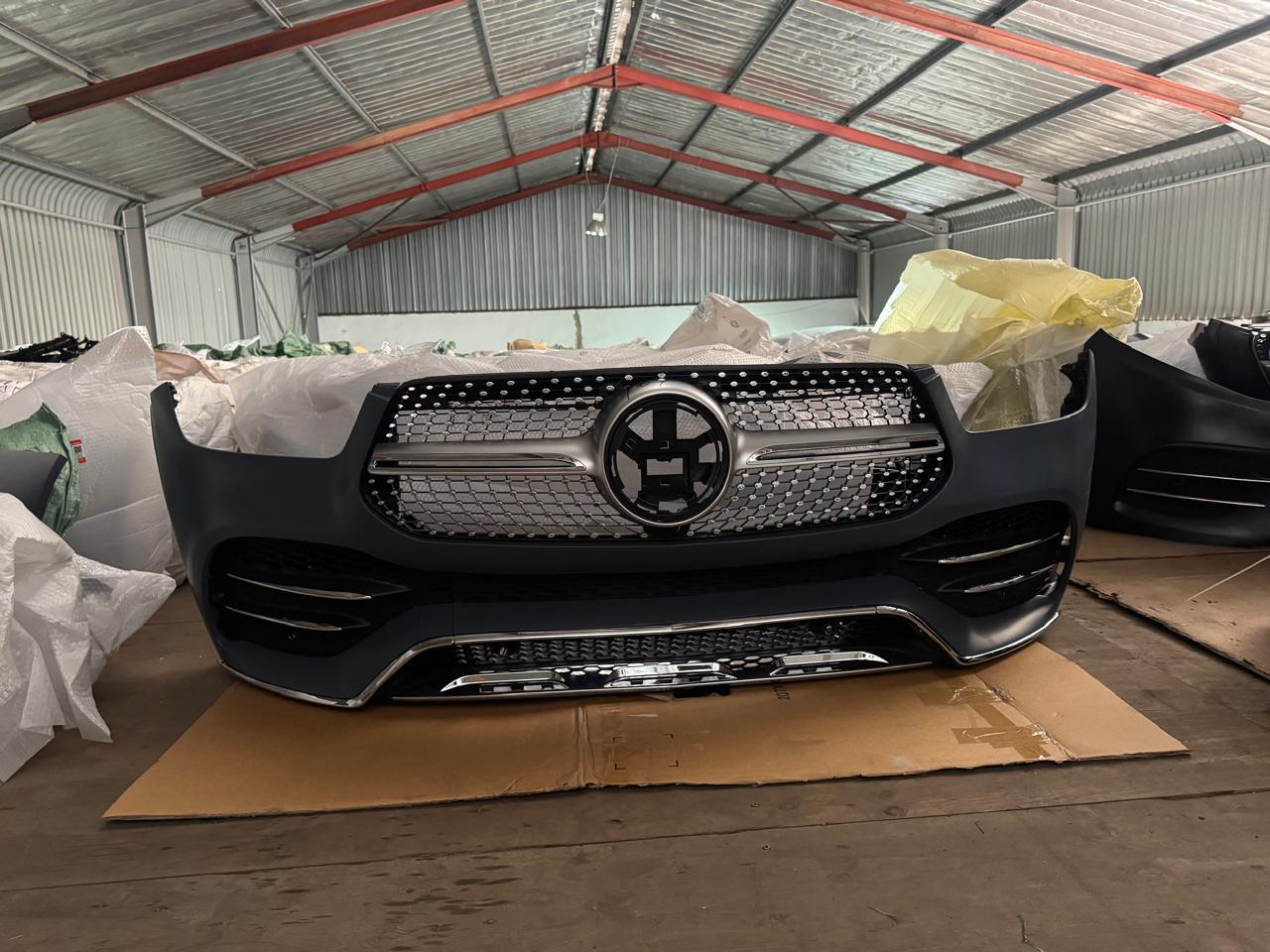 Mercedes - Benz GLE Series Front Parts! GLE350, GLE450, GLE400 - Private Seller