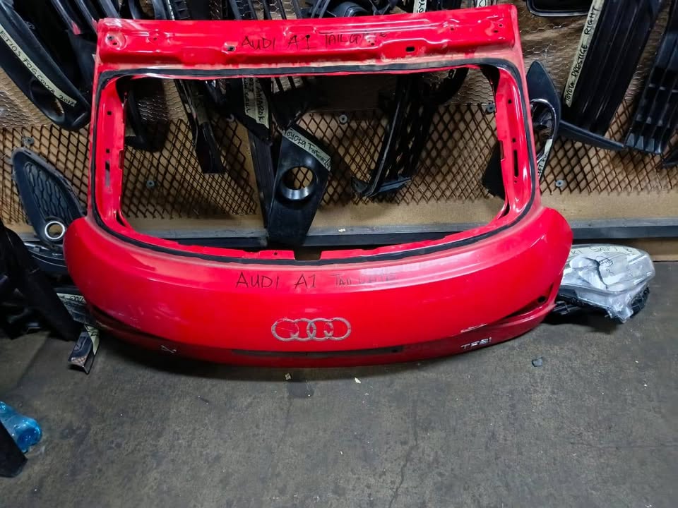Audi A1 tailgate - Private Seller