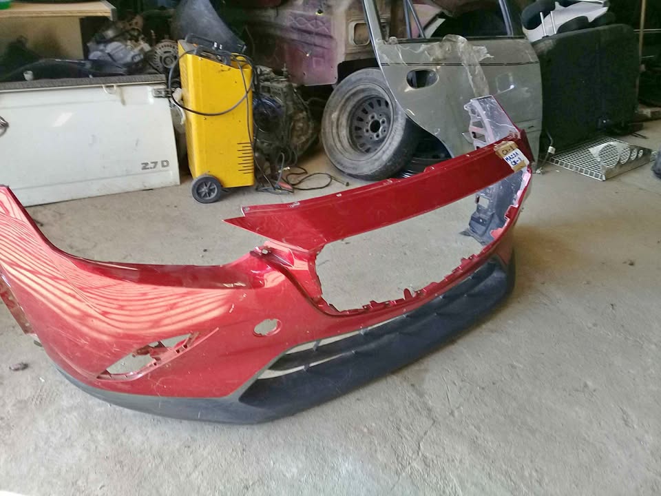 Neat Mazda CX-3 Front Bumper