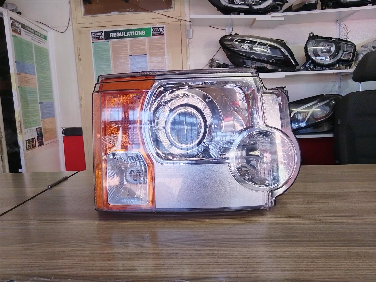 2008 LAND ROVER DISCOVERY 3 RIHTSIDE HEADLIGHT AVAILABLE FOR SALE - Private Seller 2008 LAND ROVER DISCOVERY 3 RIHTSIDE HEADLIGHT AVAILABLE FOR SALE - Private Seller