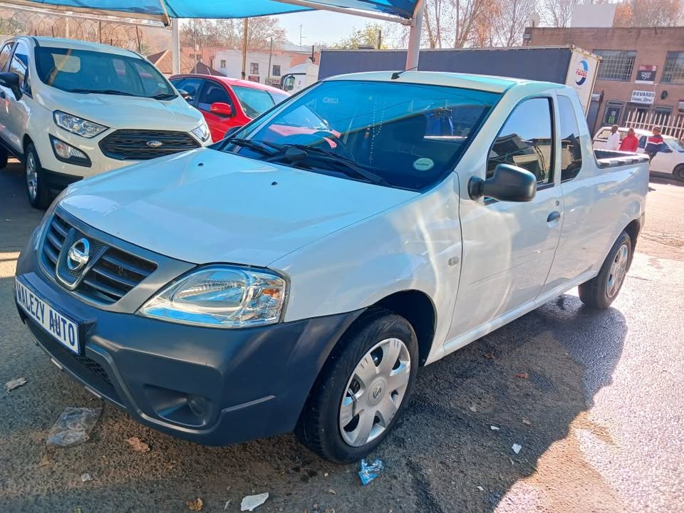 2019 NISSAN NP200 1.6 BAKKIE Transmission: Manual Mileage: 85000km Fueltype: Petrol White