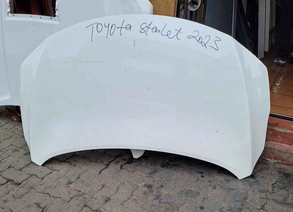 Toyota Starlet Bonnet. - Private Seller