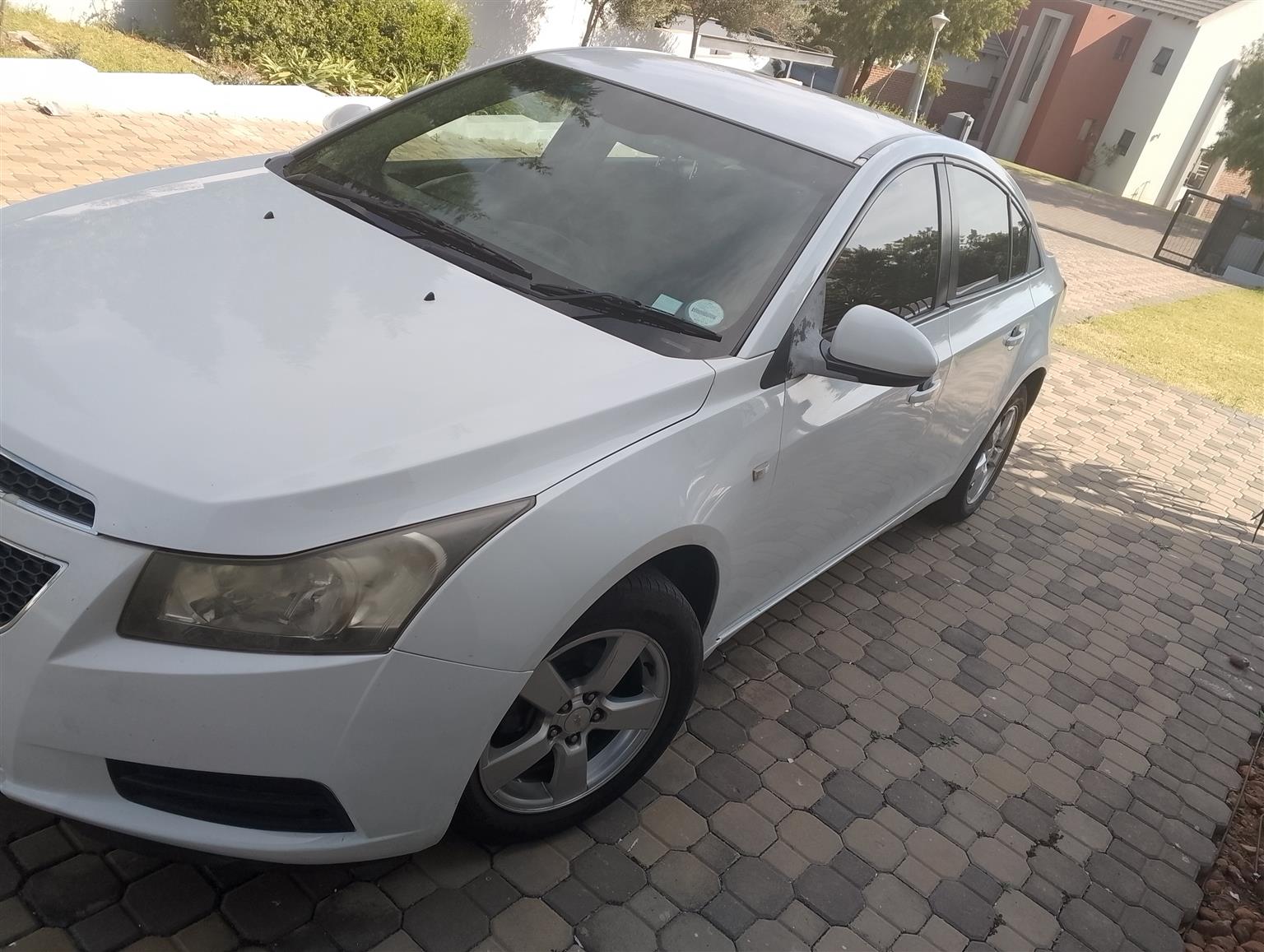Used 2011 Chevrolet Cruze sedan 1.6 L - Private Seller Used 2011 Chevrolet Cruze sedan 1.6 L - Private Seller
