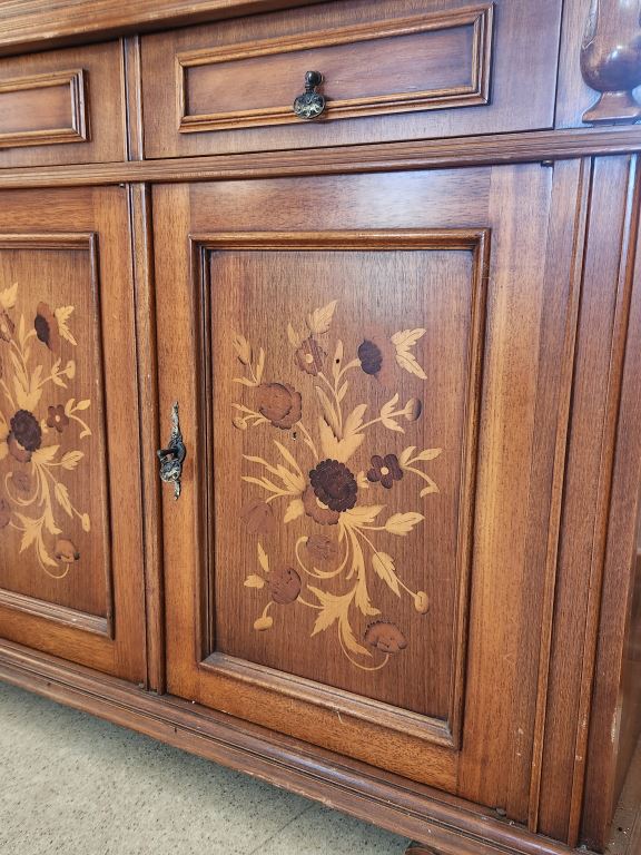 Classic Antique Italian Dining Room Set