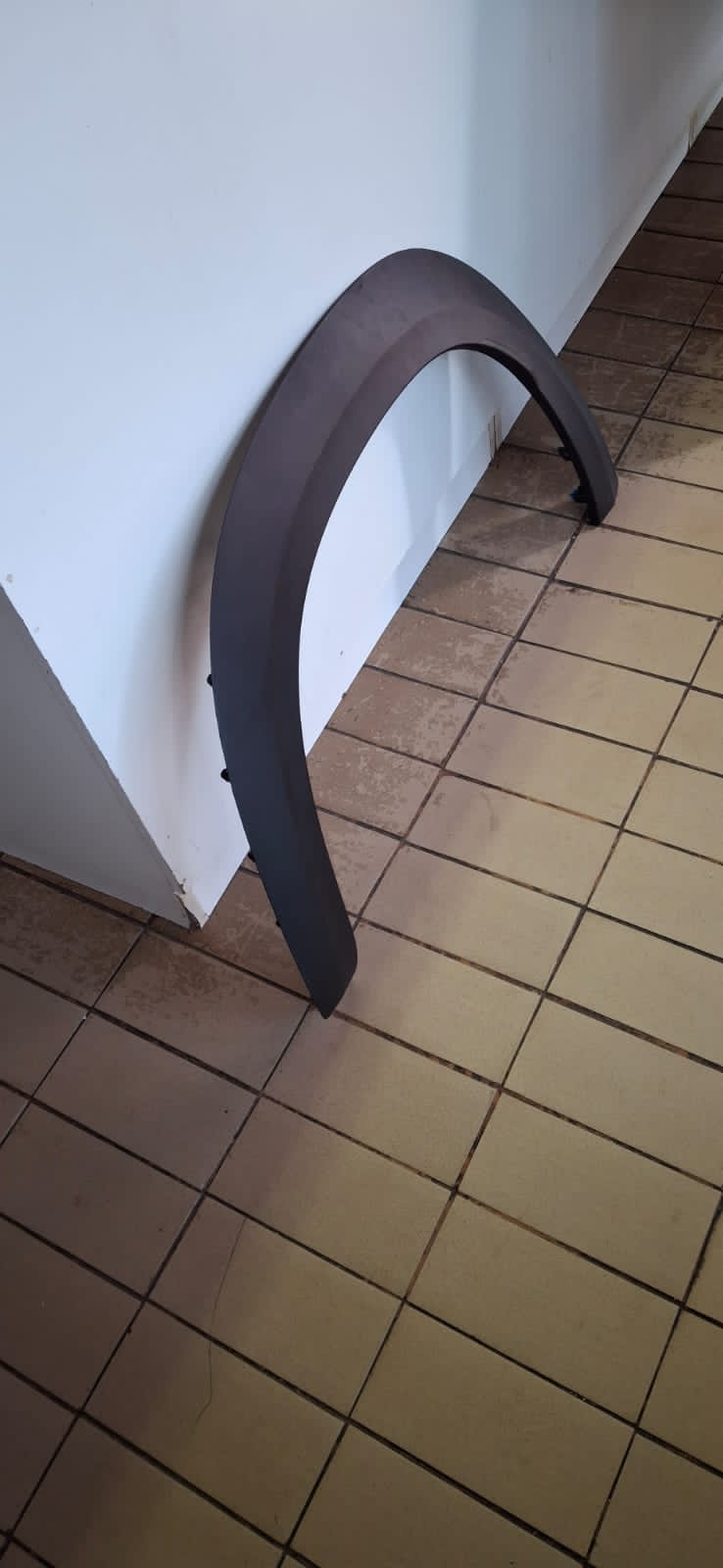 2023 RENAULT KIGER LEFTSIDE WHEEL ARCH IN GOOD CONDITION FOR SALE - Private Seller 2023 RENAULT KIGER LEFTSIDE WHEEL ARCH IN GOOD CONDITION FOR SALE - Private Seller