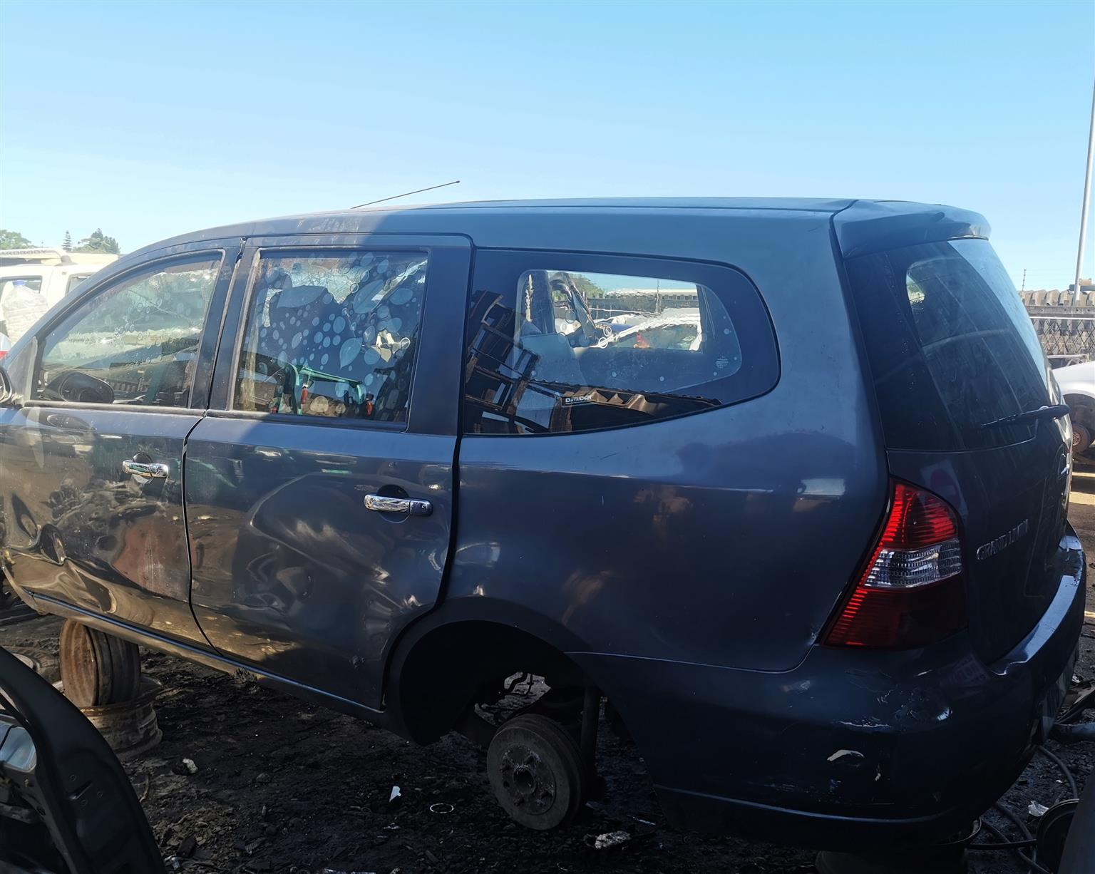 2012 Nissan Grand Livina 1.6 - Stripping for Spares