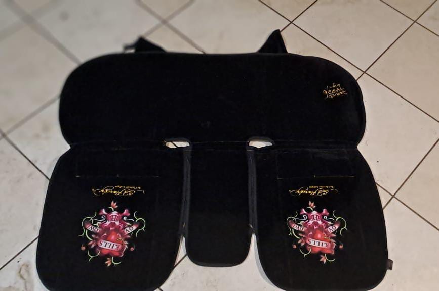 Original ÉD HARDY car seat covers - Private Seller Original ÉD HARDY car seat covers - Private Seller