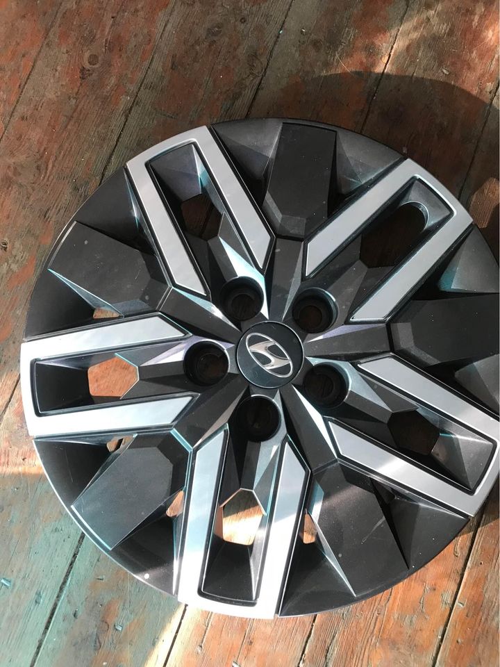 2020 Hyundai size 16’ wheel cap for sale. - Private Seller