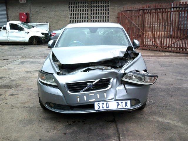 2010 VOLVO S40 2.0 - Private Seller