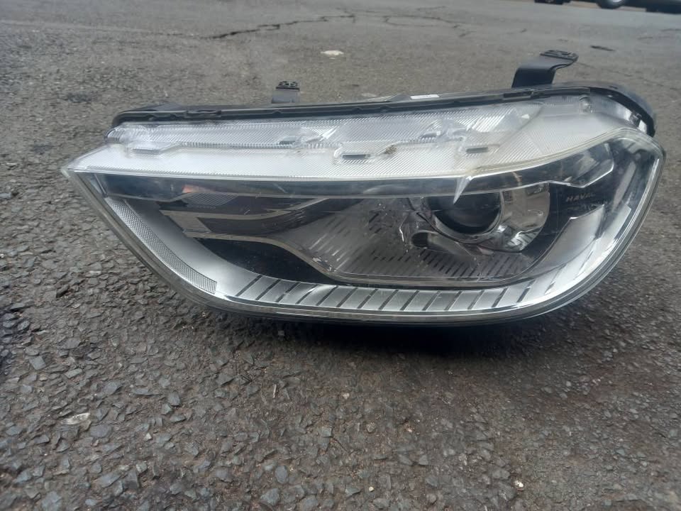 Haval H2 Left Side Headlight - Private Seller Haval H2 Left Side Headlight - Private Seller
