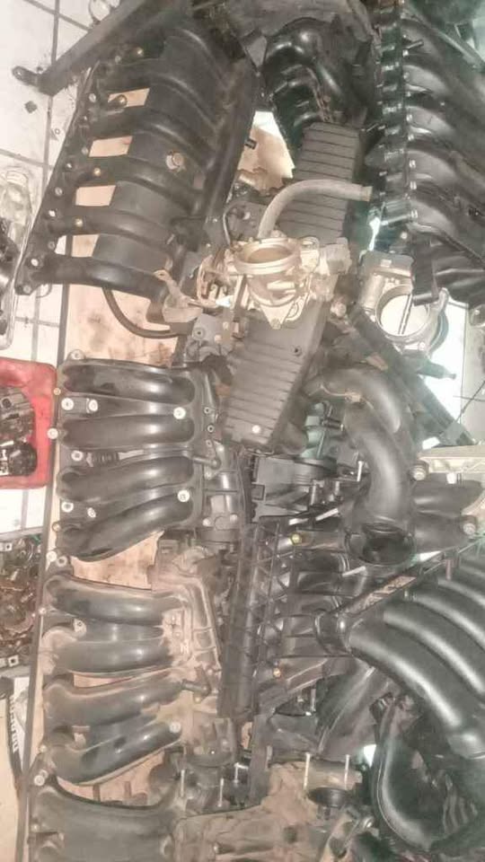 Bmw intake manifold - Private Seller