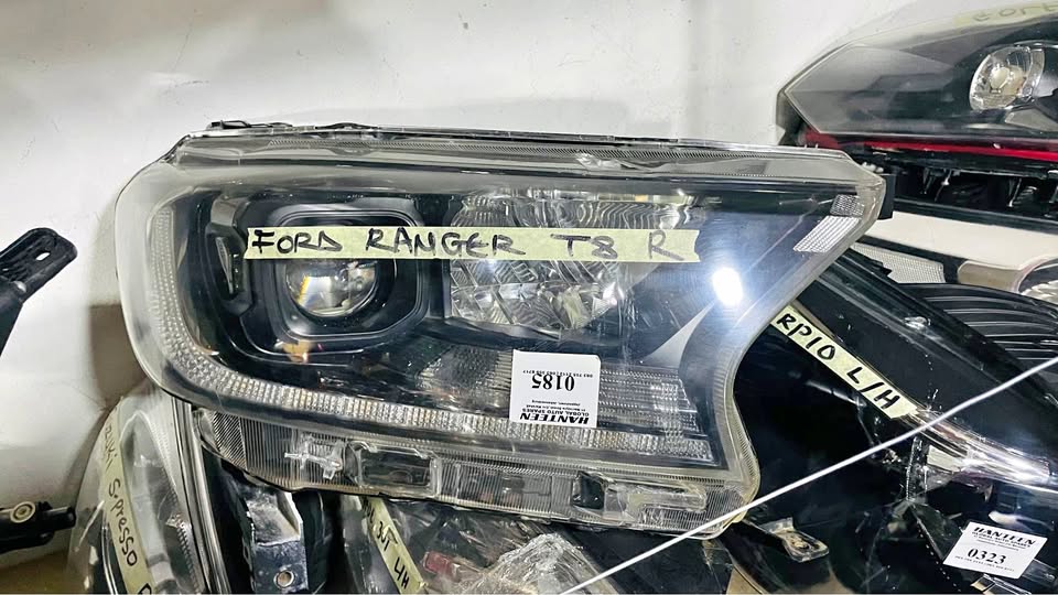 Ford Ranger T8 headlight - Private Seller Ford Ranger T8 headlight - Private Seller