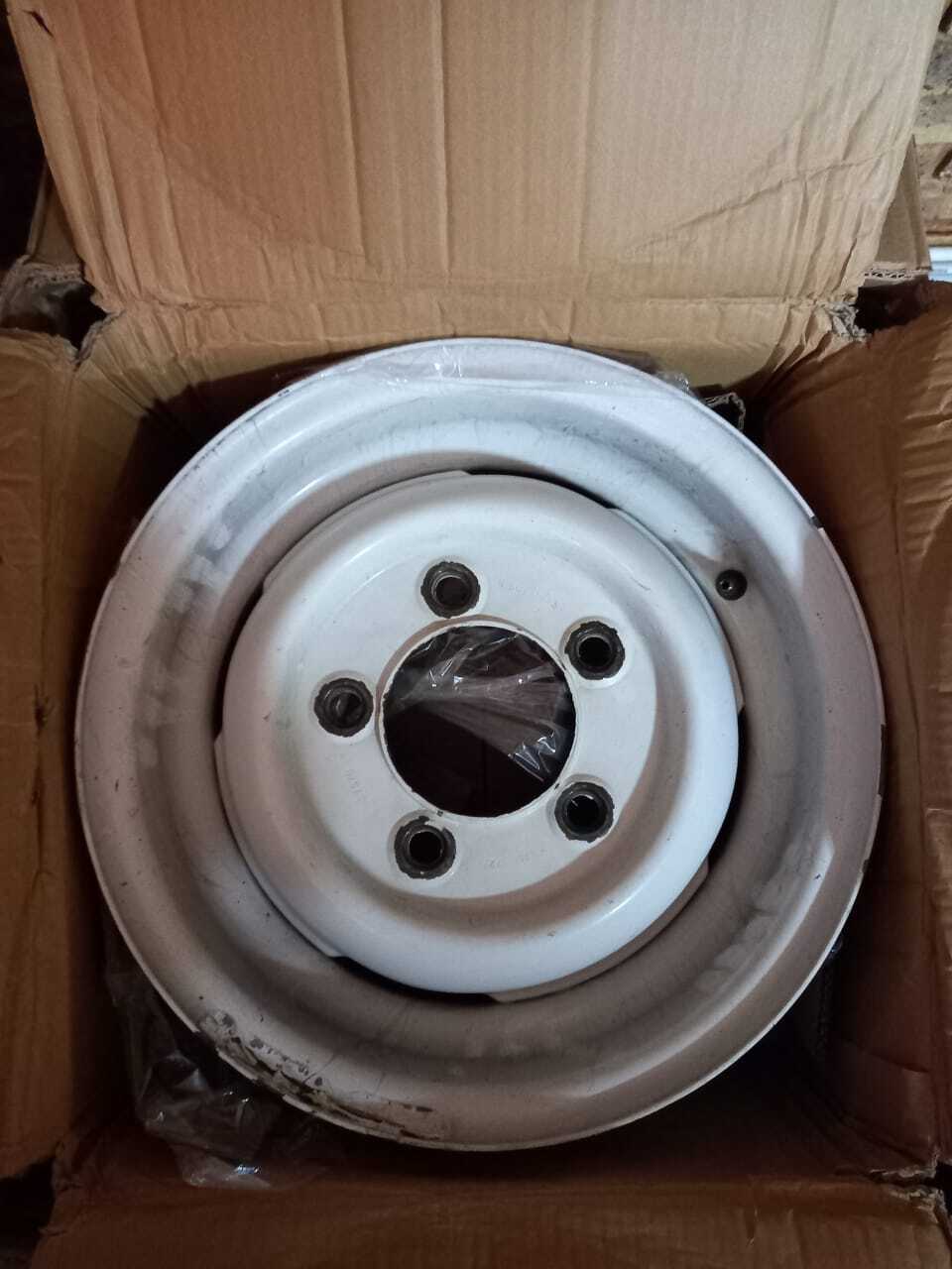 5 Land Rover Series Wheel Steel 16" - Private Seller