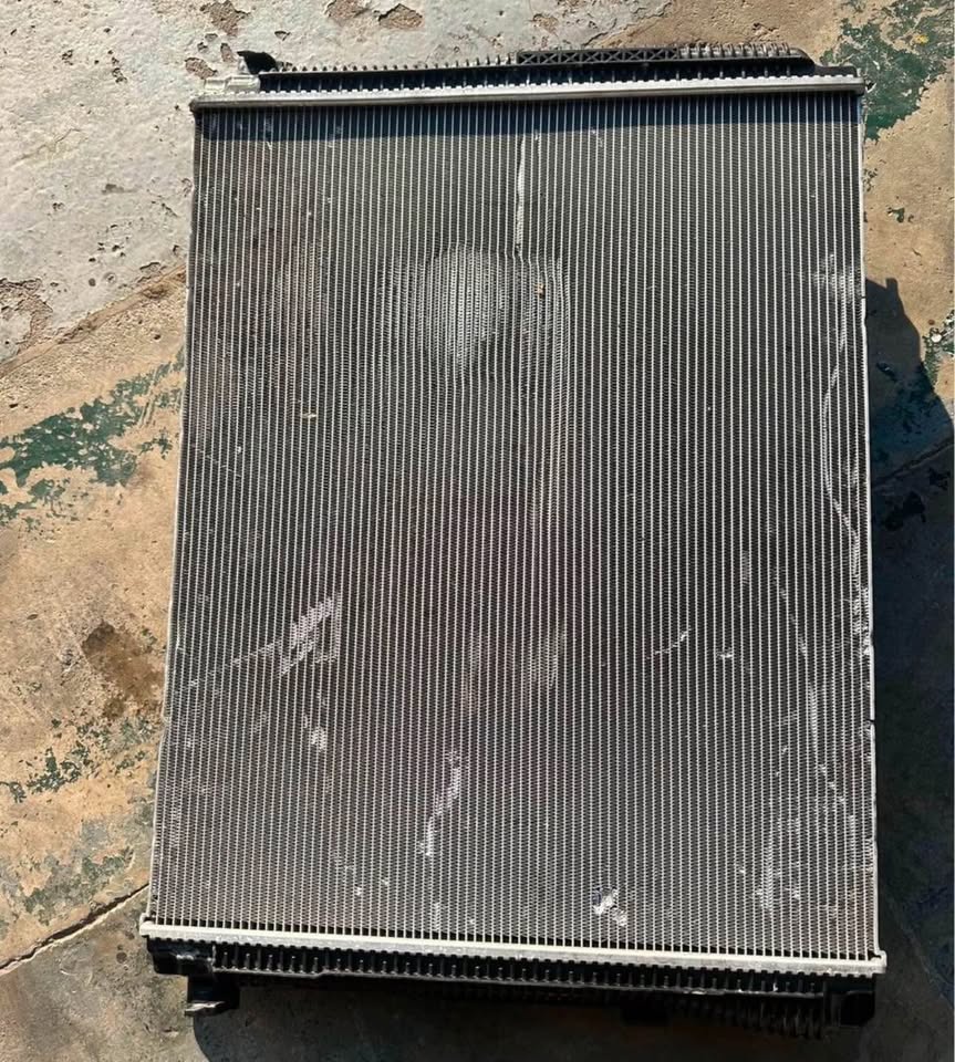 BMW M2, M3, M4 radiator - Private Seller BMW M2, M3, M4 radiator - Private Seller