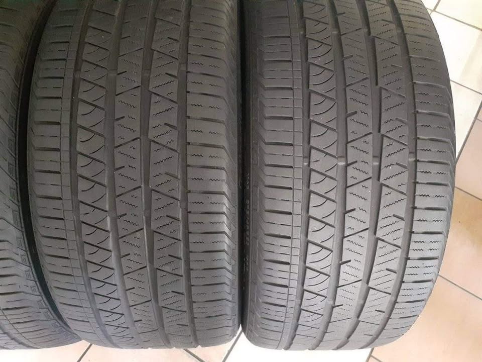 275/40/22 Continental Tyres for Sale. Contact - Private Seller
